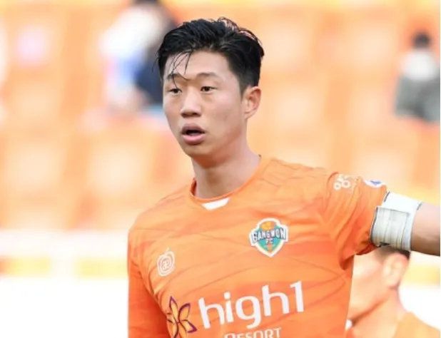 亚洲另类第一页