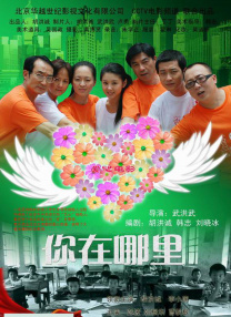 在厨房掀起短裙翘起屁股视频