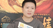 通过丝袜发出的耳语